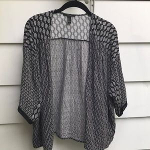 Forever 21 kimono like cardigan